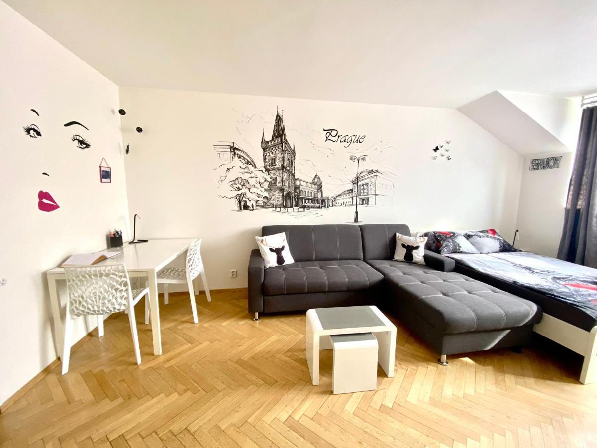 Fantastic Apartment In The City Center Prag Eksteriør billede