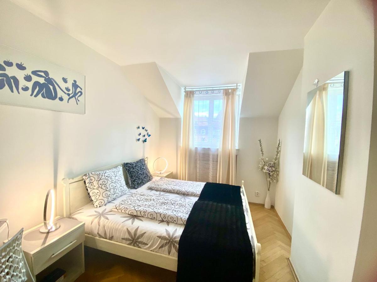 Fantastic Apartment In The City Center Prag Eksteriør billede